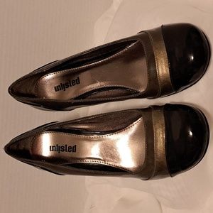 INLISTED women's shoes 👠 in size 9 brown and black colors.